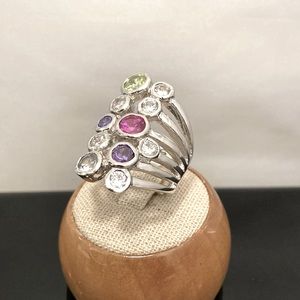 Beautiful and Fun Multi Color Ring Size 9